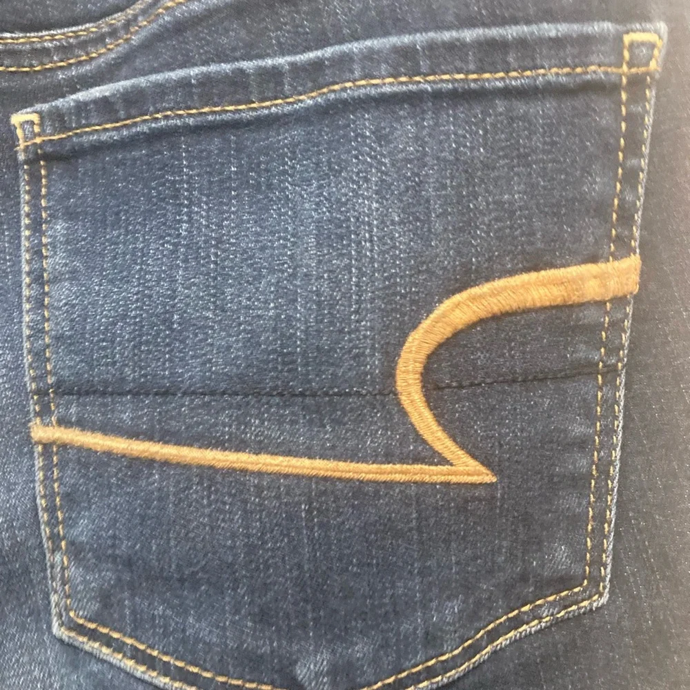 American Eagle women’s skinny jeans - Picture 4 of 9